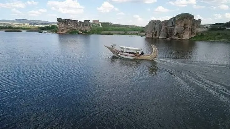 Afyon Frig Vadisi Emre Gölü Turu